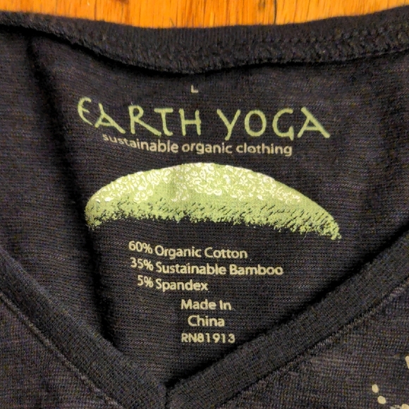 Like NEW Earth Yoga Charcoal Graphic Long Sleeve Tee - Picture 2 of 5